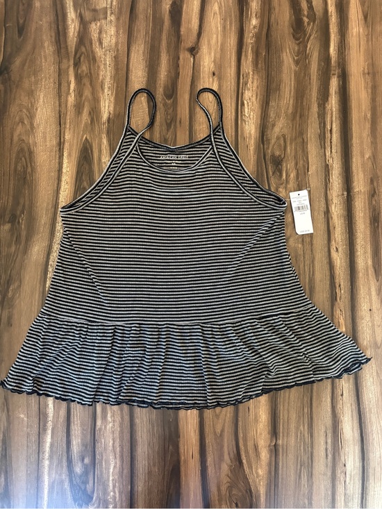 American Eagle Outfitters Tops - NWT American Eagle Flowy Tank